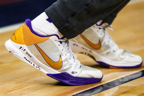 kobe bryant shoes in order.